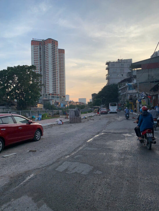 BÁN NHÀ NGÔ THÌ SỸ – PHÂN LÔ VỈA HÈ OTO TRÁNH _ MẶT TIỀN RỘNG GIÁ 14.5 TỶ