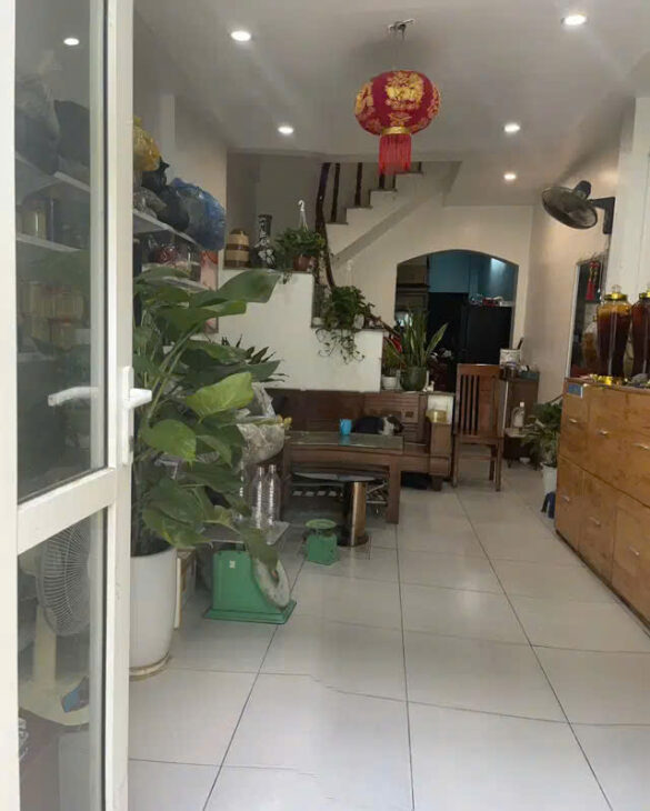 Bán nhà Xuân La, Tây Hồ 60mx5 tầng KCBT, 3 gác tránh 9.5 tỷ.