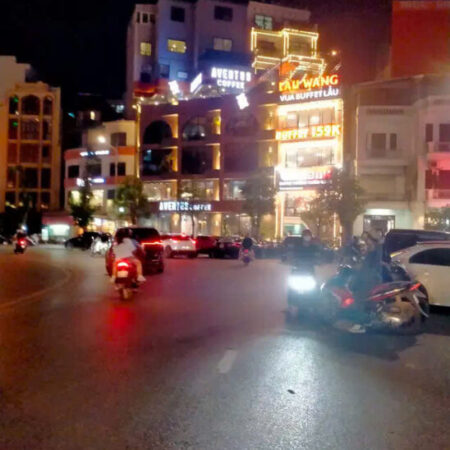 Bán nhà MẶT PHỐ CHÙA LÁNG 95mx5 tầng VỈA HÈ – LÔ GÓC, ĐẸP, KINH DOANH ĐỈNH CAO 54.5 tỷ.