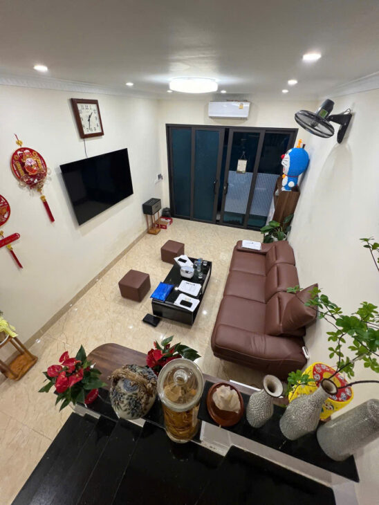 NHÀ ĐỘI CẤN SÁT PHỐ ĐẸP LONG LANH,CHỦ CHUYỂN CÔNG TÁC CẦN BÁN 43M2X5T CHỈ 7,5 TỶ