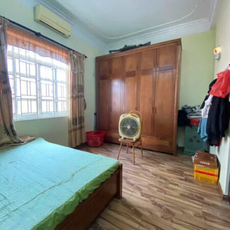 Cần bán nhà Thuý Lĩnh Hoàng Mai, ba gác đua dt: 40m2, giá: 3.9 tỷ.