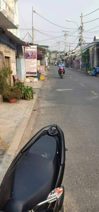 CHÍNH CHỦ CẦN BÁN NHÀ CẤP 4 MẶT TIỀN ĐƯỜNG HIỆP THÀNH 6, Q 12