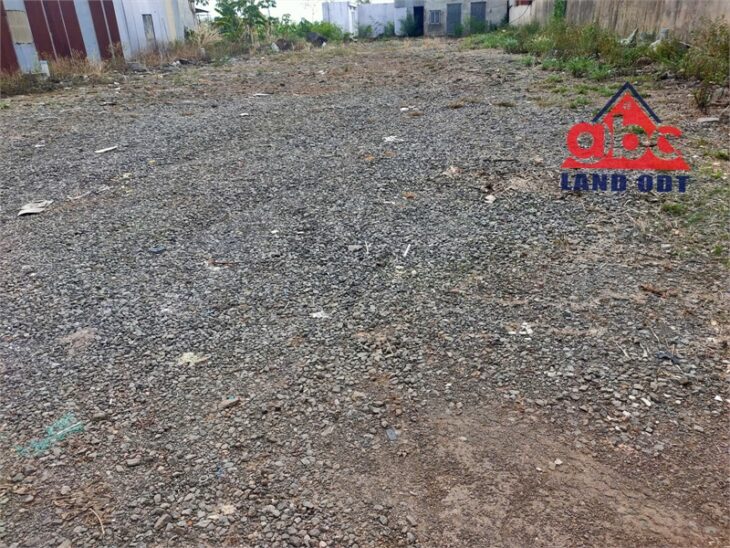 đất ở, gần khu công nghiệp. khu xóm đông đúc, thích hợp mua ở gia định KD nhỏ