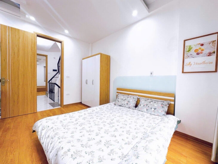 NHÀ MỚI- DÒNG TIỀN 540 TRIỆU/ NĂM – GẦN PHỐ NGUYỄN TRÃI – HÀNG XÓM ROYAL CITY