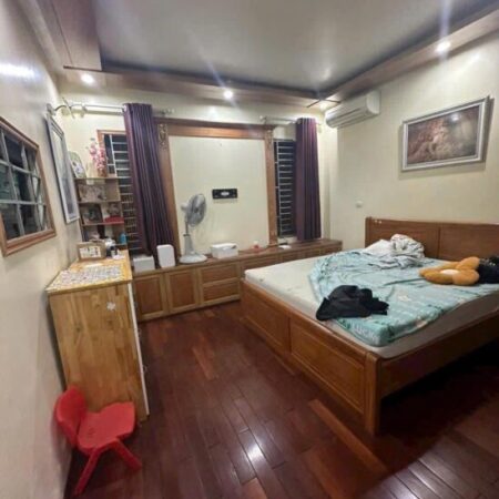 bán nhà ngõ phố lê lợi giá cực mềm gần trường chợ chu văn an, giá 1250. nhà mới xây , dt 51m2