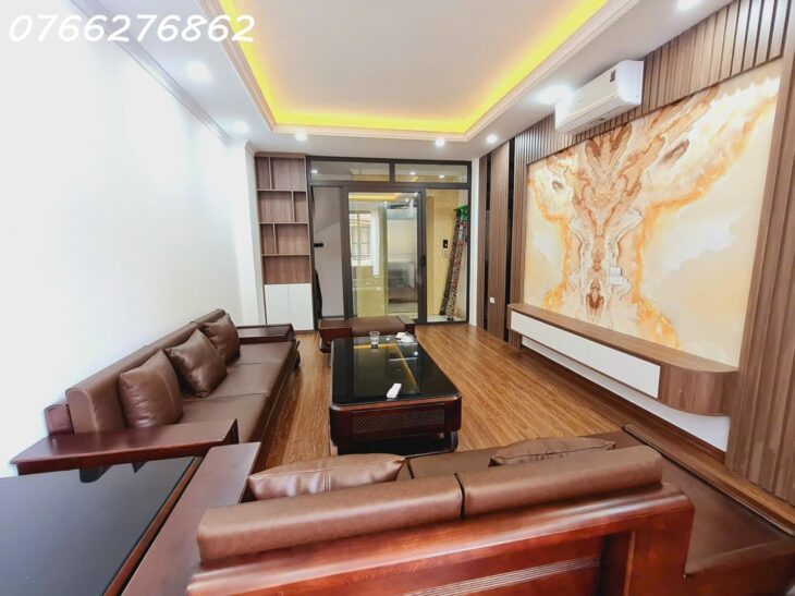 HOT! NHÀ ĐẸP PHỐ ĐỘI NHÂN ,MẶT PHỐ VIP PHÙ HỢP Ở VÀ KINH DOANH 62M2X5T 28 TỶ