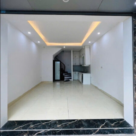 LÔ SIÊU PHẨM – TRUNG TÂM QUẬN GIA LÂM NHÀ 5 TẦNG – HÀ NỘI