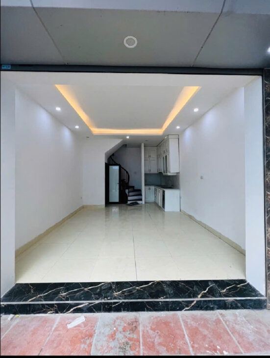 LÔ SIÊU PHẨM – TRUNG TÂM QUẬN GIA LÂM NHÀ 5 TẦNG – HÀ NỘI