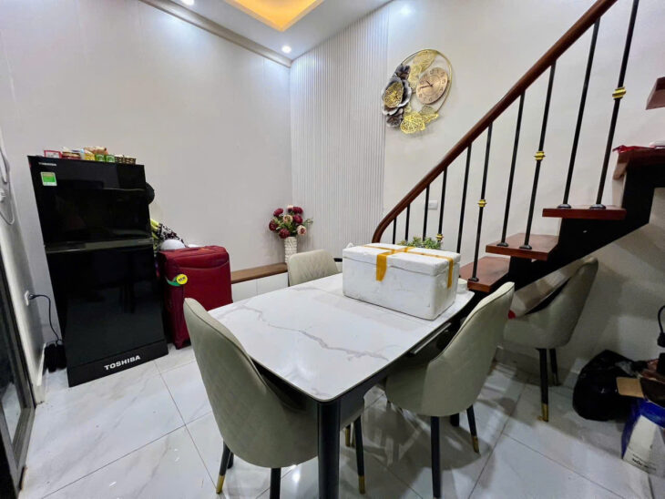 BÁN NHÀ LÊ TRỌNG TẤN, MẶT NGÕ THÔNG,Ô TÔ, PHÂN LÔ, 36mx 5 tầng mới 7.15 tỷ.