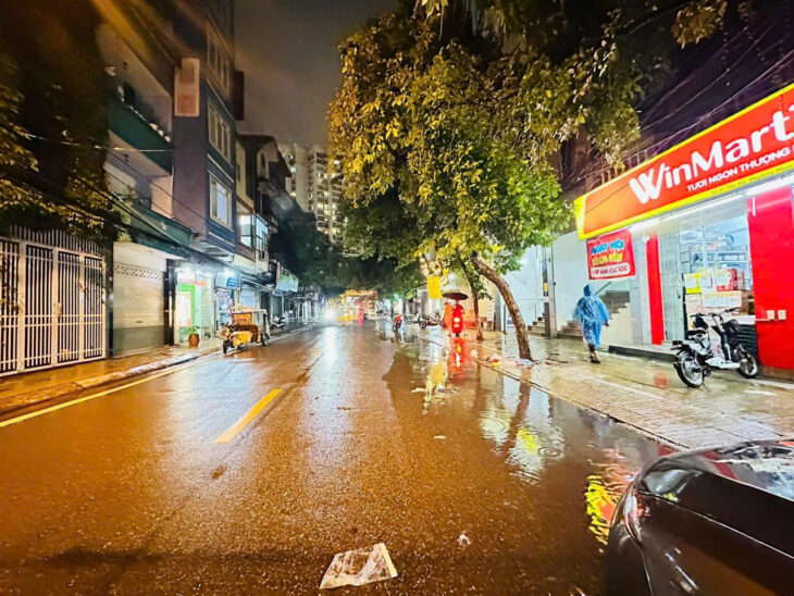 Bán nhanh LK KĐT Văn Phú, Hà Đông 75×4 tầng KINH DOANH, ĐẸP, MT rộng nhỉnh 18 tỷ.