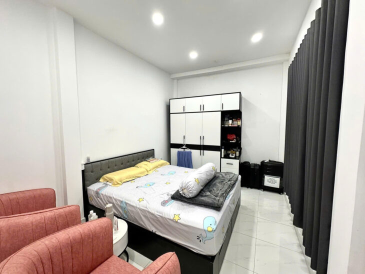 NHÀ ĐẸP PHAN VĂN TRỊ , PHƯỜNG 11, QUẬN BÌNH THẠNH VỊ TRÍ SIÊU ĐẸP – SÁT MẶT TIỀN 41/50m2 – 2 TẦNG