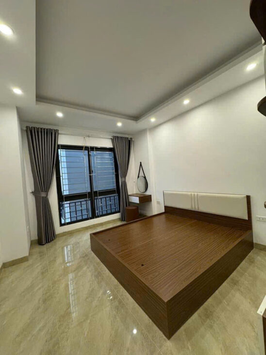 Bán nhà Dương Quảng Hàm MỚI, ĐẸP, NGÕ THÔNG, KD GẦN PHỐ 35mx5 tầng giá 8.5 tỷ.