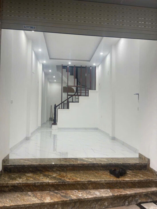 Nóng! Nhà Đẹp Định Công Thượng, Ô TÔ, 50m PHỐ, nhiều tiện ích chỉ 6 tỷ.