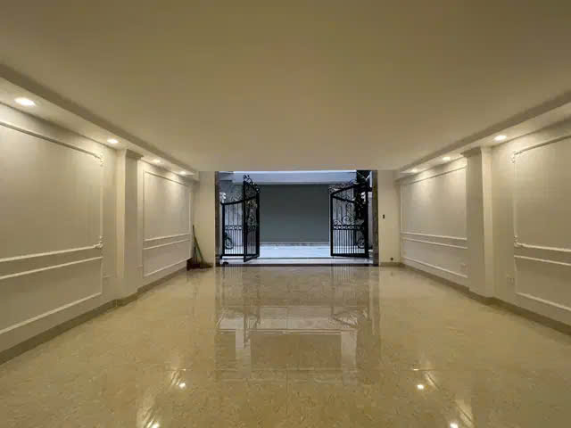 Bán nhà Khuất Duy Tiến PHÂN LÔ, GARA, Ô TÔ TRÁNH 70mx7 tầng THANG MÁY 25 tỷ