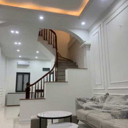 BÁN NHÀ LA KHÊ – HÀ ĐÔNG DIỆN TÍCH 38m . GIÁ 7XX TỶ 4 NGỦ -NHÀ DÂN XÂY ,FULL NỘI THẤT,Ô TÔ ĐÕ.