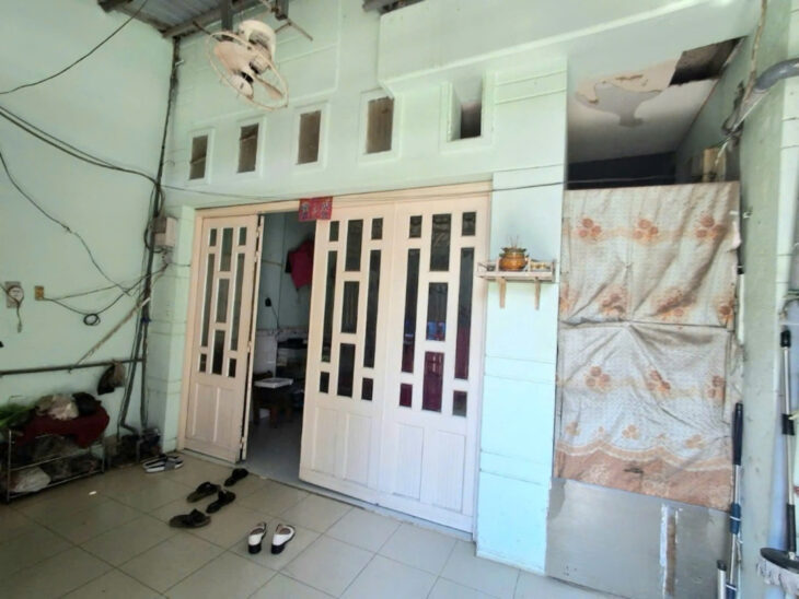 Sát mặt tiền Tôn Đản Q 4 Ngang 8 dài 9.1 m Giá 51 TRIỆU m
