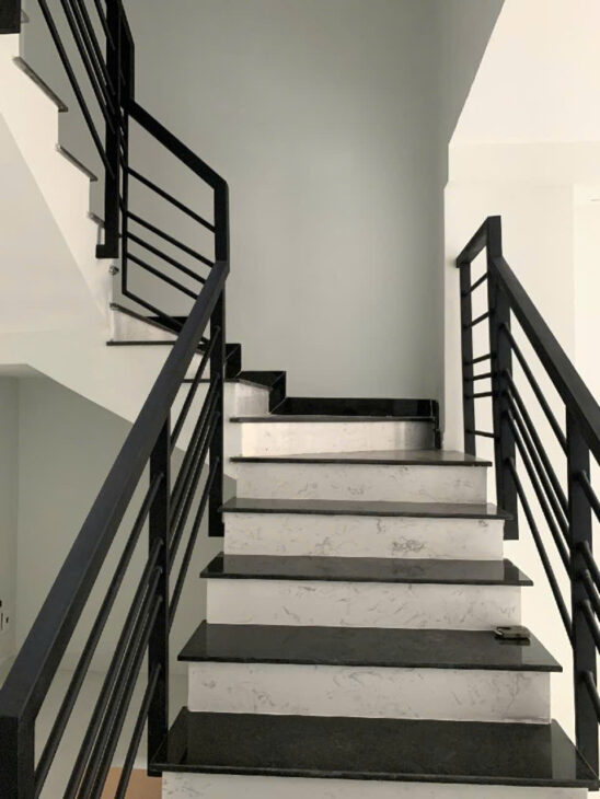 CĂN HỘ DỊCH VỤ 4 TẦNG, DÒNG TIỀN SẴN 32TR/ THÁNG – SÁT HIMLAM, QUẬN 7