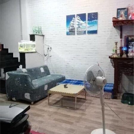 Bán nhà Tân Phú 40m2, 4 tầng, ngang 5.5m, giá 5.3 tỷ