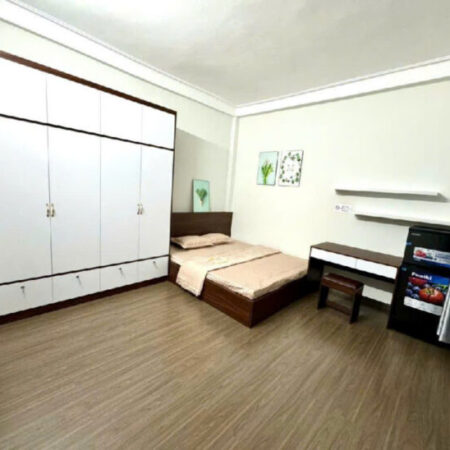 BÁN NHÀ DÒNG TIỀN ĐẸP 5 TẦNG DÂN XÂY PHỐ VIP TRẦN THÁI TÔNG – MỚI ĐẸP FULL NỘI THẤT – GẦN KHU ĐH