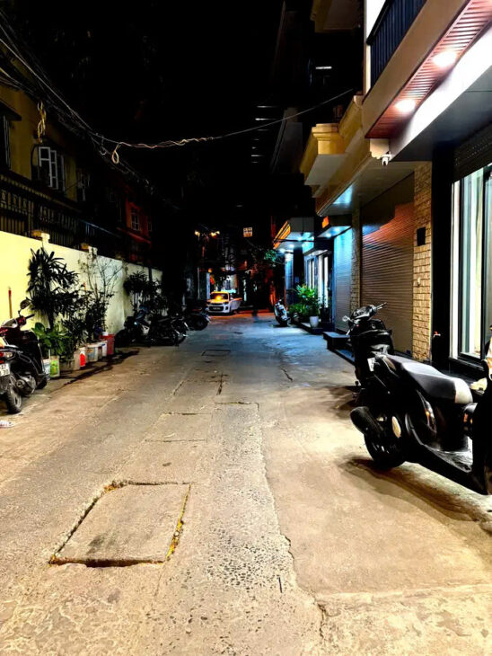 NHÀ MỚI- ĐẸP- KINH DOANH- Ô TÔC CHÁNH, ĐÊ TRẦN KHÁT TRÂN 60.3M2,4 TẦNG,MT 4.55, 13.5 TỶ.