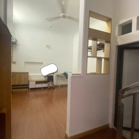 Bán nhà Lô góc Ngay chợ Văn Điển Trung Tâm Thanh Trì 30m giá chỉ 3.x tỷ