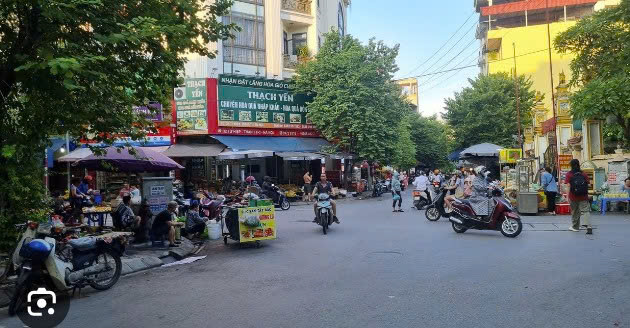 Bán nhà Lô góc Ngay chợ Văn Điển Trung Tâm Thanh Trì 30m x ở ngay giá 3.x tỷ