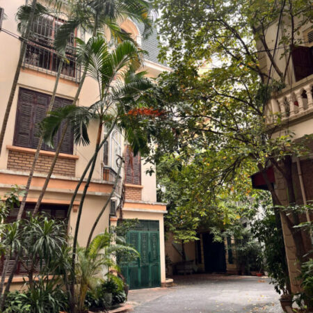Trích Sài Tây Hồ – gần ô tô – diện tích rộng – homestay – 98m chỉ 21 tỷ Trích Sài Tây Hồ – gần ô tô – diện tích rộng – homestay – 98m chỉ 21 tỷ