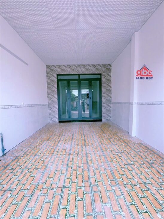 HN178 hạ giá bán gấp nhà ở xóm đạo thân thiện, kết cấu kiên cố. kinh doanh nhỏ