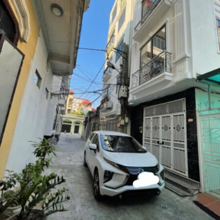 NHÀ ĐẸP, PHÂN LÔ PHỐ NGÔ ĐÌNH MẪN – THOÁNG SÁNG RỰC RỠ – ÔTÔ DỪNG ĐỖ NGÀY ĐÊM