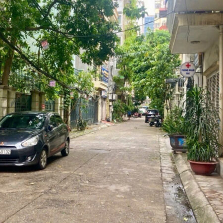 Phân lô Văn Cao – ô tô vào nhà – khu VIP – ở sướng – 66m chỉ 18.x tỷ