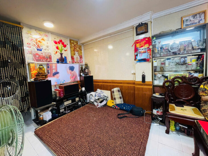 Phố cổ Đào Duy Từ, lô góc, 3 mặt thoáng, sân rộng rãi, 26m, 2 tầng, giá 8.2 tỷ