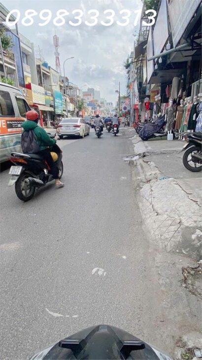 Bán nhà mặt phố 929 Lạc Long Quân, Tân Bình, 4.8 tỷ, 3 tầng, 4PN