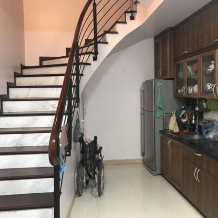 BÁN NHÀ MẶT PHỐ ÂU CƠ, TÂY HỒ,Ô TÔ TRÁNH. GIÁ 12 TỶ