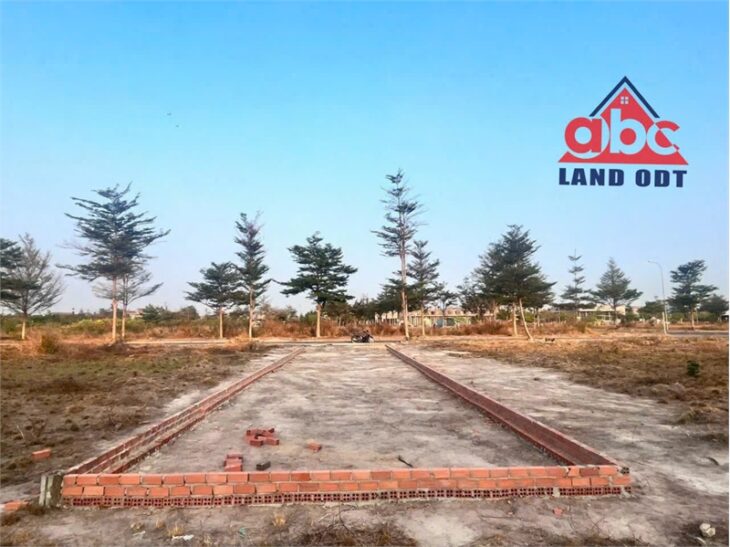 D401 chuyển nhượng gấp lô đất khu dân cư, gần trường học, nhà thờ. đường giao thông lớn