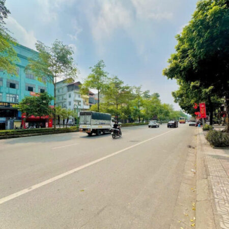 CHÍNH CHỦ BÁN NHÀ VŨ ĐỨC THẬN- LONG BIÊN. DIỆN TÍCH 65M, GIÁ 14 TỶ MẶT TIỀN ĐẸP, NHÀ 3 TẦNG, KINH