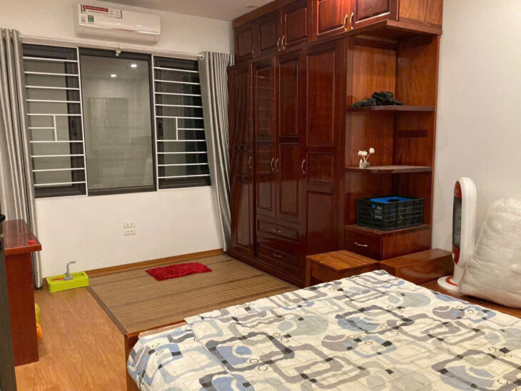 -GIÁ HIẾM–Bát Khối 30m*5T Chỉ 4 tỷ- Ô TÔ ĐỖ CỔNG-FULL NỘI THẤT-Ở LUÔN-