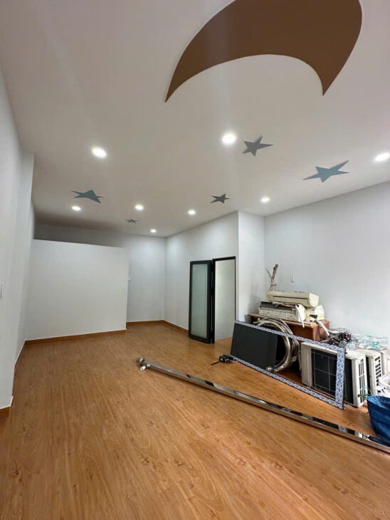 NGANG 4,3 NỞ TÀI LỘC 4.5 DÀI 7.8 3 TẤM CÓ 70 TRIỆU M HƠN