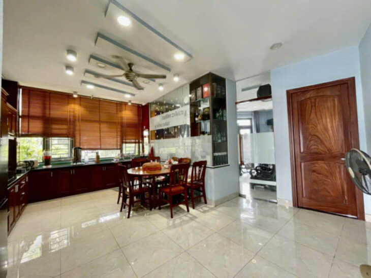 Bán nhà mặt tiền đường Man Thiện Trung Tâm Quận 9, TP HCM