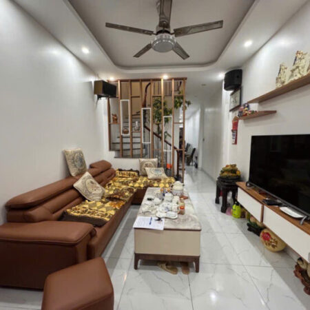 BÁN NHÀ CHÍNH CHỦ THƯỢNG THANH- LONG BIÊN- DÂN XÂY MỚI, 3 THOÁNG- 50/58m, 4TẦNG, GIÁ 6.3 TỶ