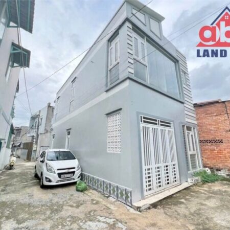 Np909 nhà phố vị trí thuận lợi, dân cư đông đúc với không gian thoáng góc 2 mặt tiền Np909 nhà phố vị trí thuận lợi, dân cư đông đúc với không gian thoáng góc 2 mặt tiền