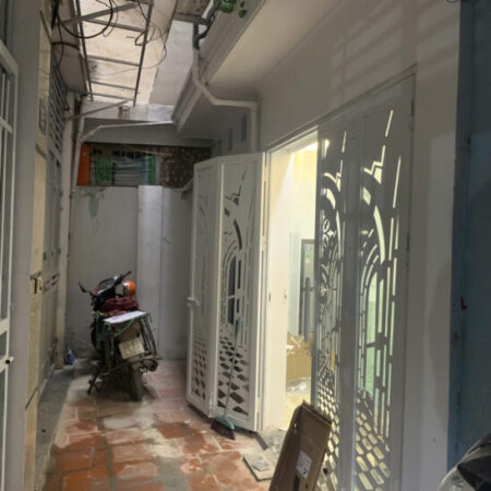 THANH TOÁN NHÀ ĐẸP – GẦN HQV – 20M RA ĐƯỜNG OTO – NHỈNH 3.5 TỶ