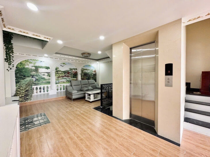 SIÊU PHẨM NHÀ PHỐ ĐẸP LUNG LINH, 6 TẦNG BTCT 5Mx12.3M, KHU PHÂN LÔ VIP, HẺM Ô TÔ TRÁNH, TẶNG NỘI
