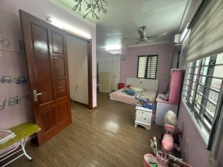 Bán Nhà Đẹp Kim Mã, Ba Đình 5 Tầng Dân Xây, Thang Máy, Nội Thất, 65m2 – 5m, 15.5 Tỷ