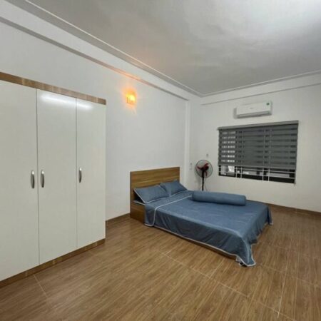 Bán nhà Yên Bình-Yên Nghĩa giá 3.8 tỷ, diện tích 30m2, 5 tầng, mặt tiền 3.5m