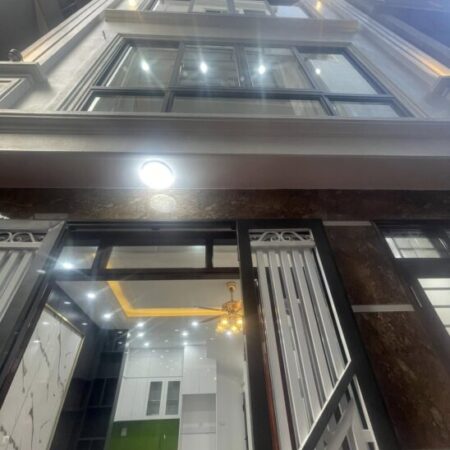 * ĐẠI TỪ – HOÀNG MAI – HN