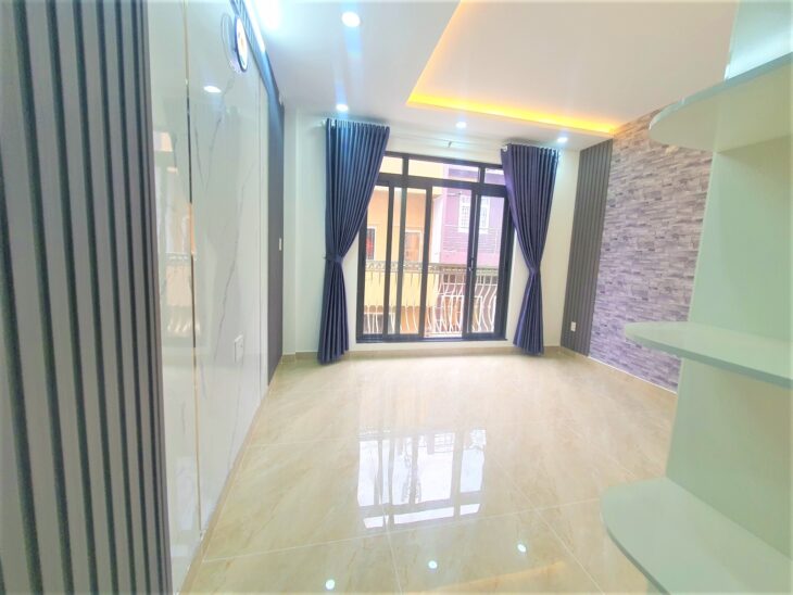 Bán nhà Nguyễn Duy Dương Quận 10, 4×14.7 3 tầng chỉ 5.5 tỷ.