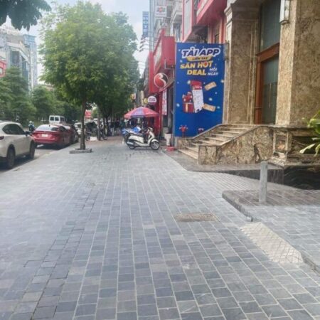 ⚜️ Tòa Văn Phòng Mặt phố Nguyễn Hoàng, 280m2 8T MT đẹp 11m, Siêu KD, Chỉ 93 Tỷ ⚜️