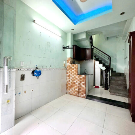 Nhà 4 tầng nở hậu hẻm thẳng Nguyễn Duy P9Q8. Giá 2,55 tỷ TL