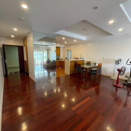 ⚜️ Siêu rẻ Chỉ 9.3 Tỷ – Chung cư M5 Nguyễn Chí Thanh, Đống Đa, 150m2 3PN+2WC, SĐCC ⚜️ ⚜️ Siêu rẻ Chỉ 9.3 Tỷ – Chung cư M5 Nguyễn Chí Thanh, Đống Đa, 150m2 3PN+2WC, SĐCC ⚜️