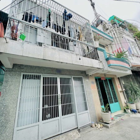 Nhà 2 tầng nở hậu HXH quay đầu đường Âu Dương Lân P3Q8. Giá 3,98 tỷ TL